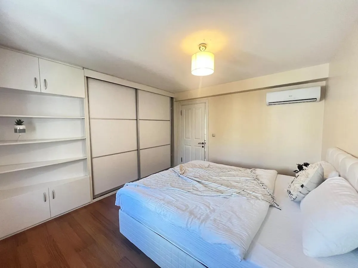 One Bedroom Central Apartment Stambuł